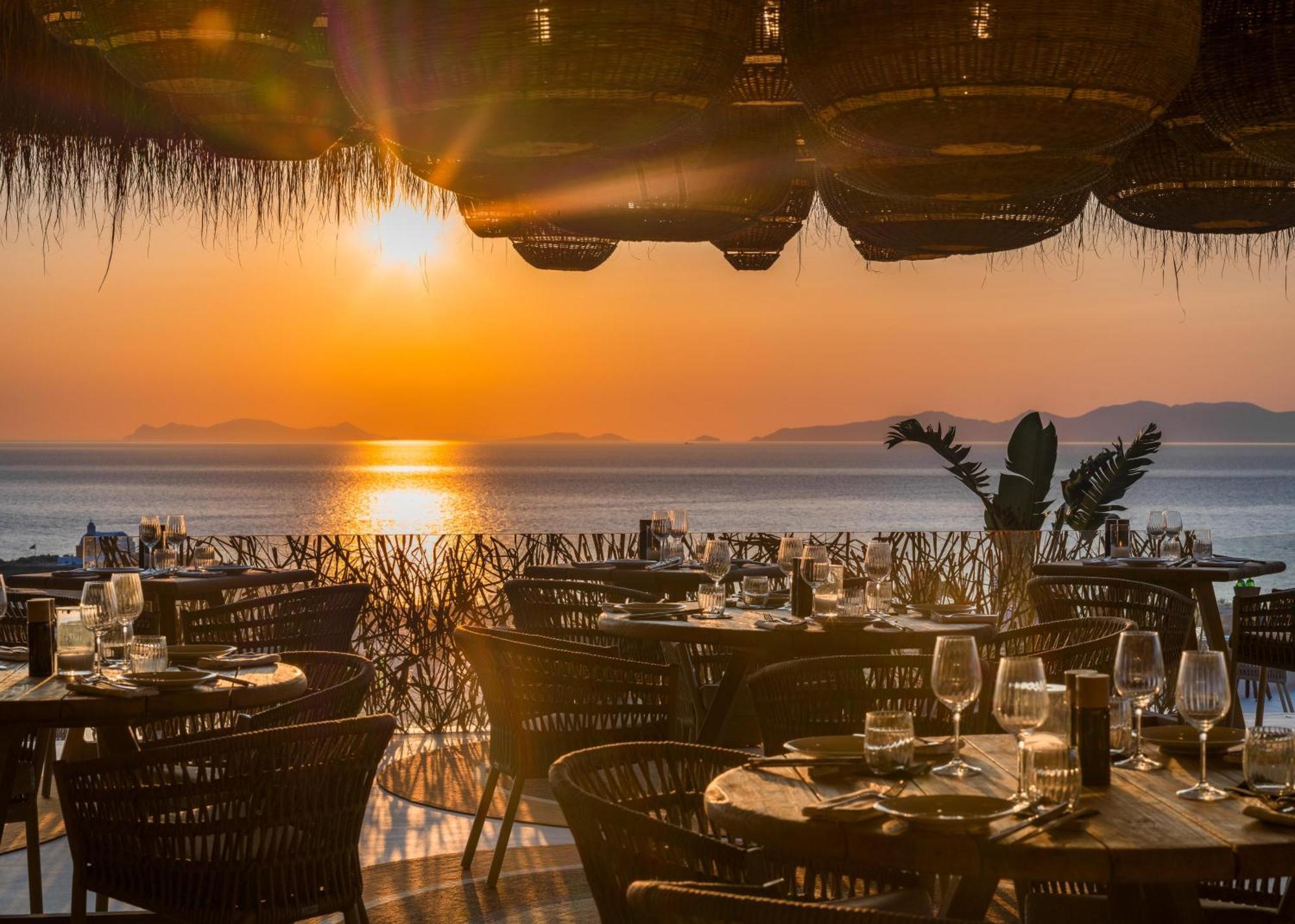 אויה Andronis Arcadia Hotel מראה חיצוני תמונה